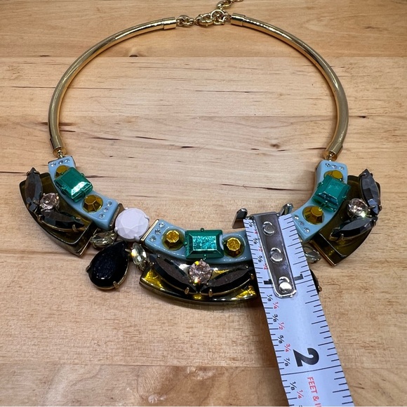 J.Crew Lucite and Crystal Collar Necklace Green Yellow Multi-Color Light Gold Ox - Picture 13 of 15